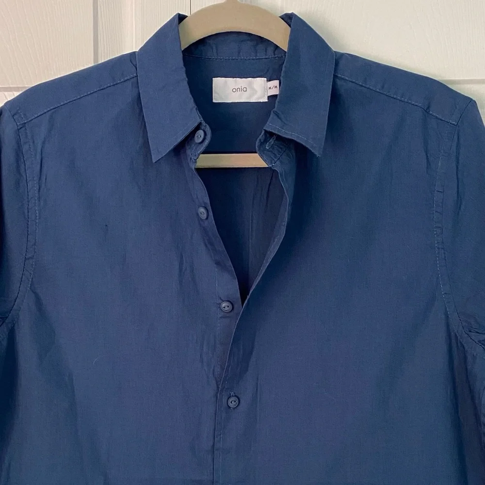 Onia Men’s Shirt 100% Cotton Button Down Shirt Short Sleeve Blue New size Medium - Picture 3 of 9